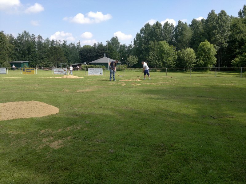 Sandmännchen auf dem Hergartener Sportplatz