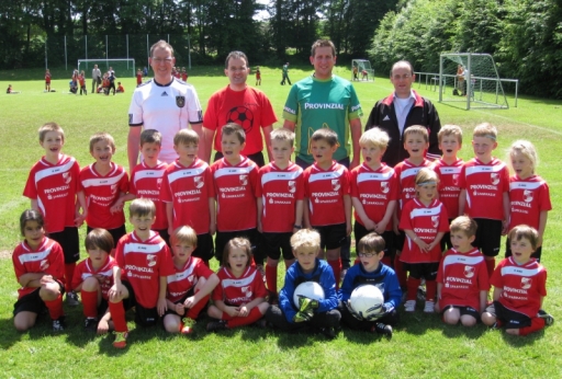 Juniorenteams der SG Nordeifel 99 frisch eingekleidet